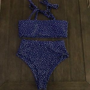 BLUE AND WHITE POLKA DOT BIKINI!!!